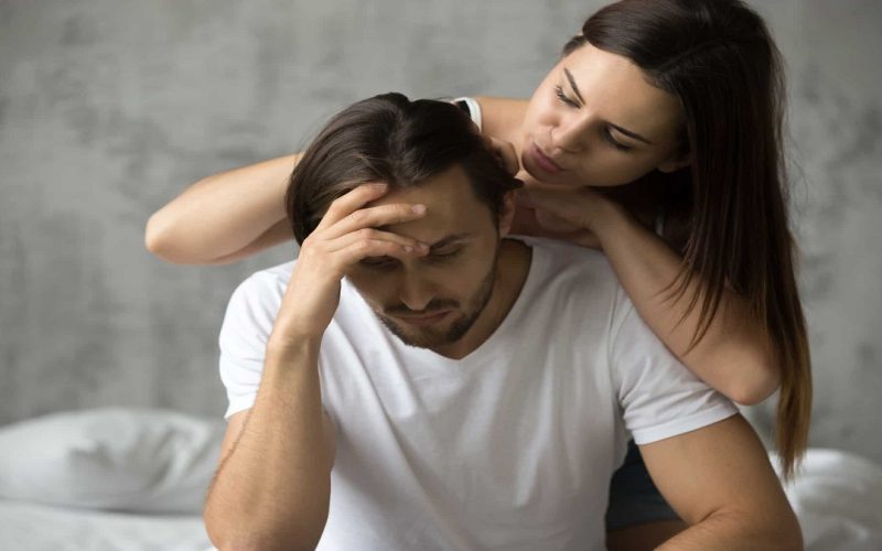6 أساليب فعّالة لإرضاء الزّوج بعد الخلاف